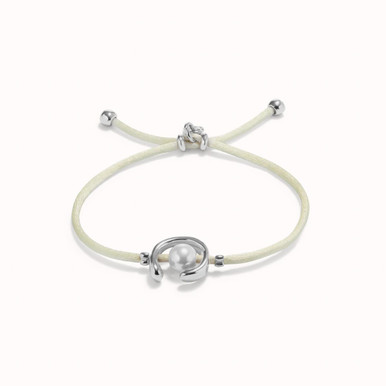 Ser Diferente Crema Thread Bracelet with Silver Shell Pearl
