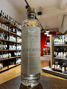 Hastings Distillers Albertine Gin 500ml Hastings Distillers Albertine Gin 500ml