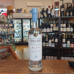 Tierra Noble Tequila Blanco 700ml Tierra Noble Tequila Blanco 700ml