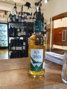 Capel 'Alto Del Carmen' Pisco Especial 35% - 750ml Capel 'Alto Del Carmen' Pisco Especial 35% - 750ml