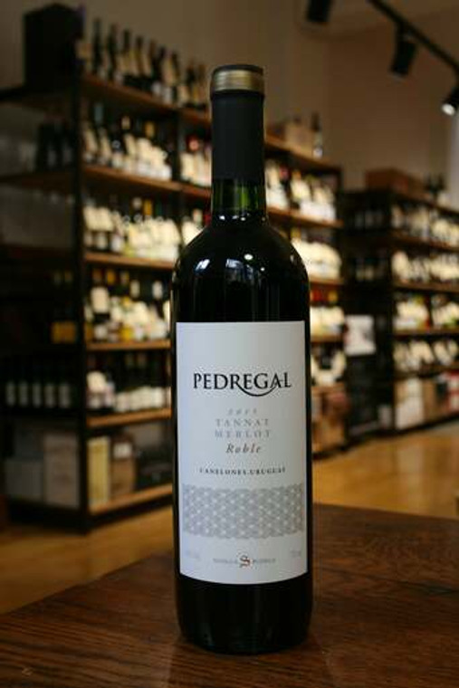 Antigua Bodega Stagnari - 'Pedregal' Tannat/Merlot 2015