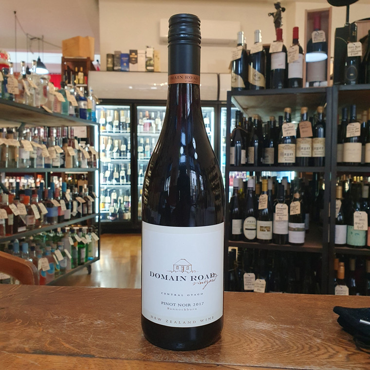 Domain Road Bannockburn Pinot Noir 2017