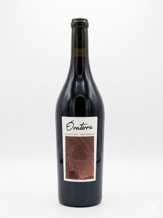 Oraterra Pinot Noir 2024