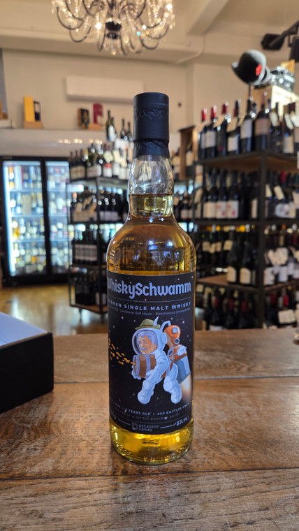 Decadent Drinks - Saillt Mór 8 YO Beechwood Smoked German Single Malt
