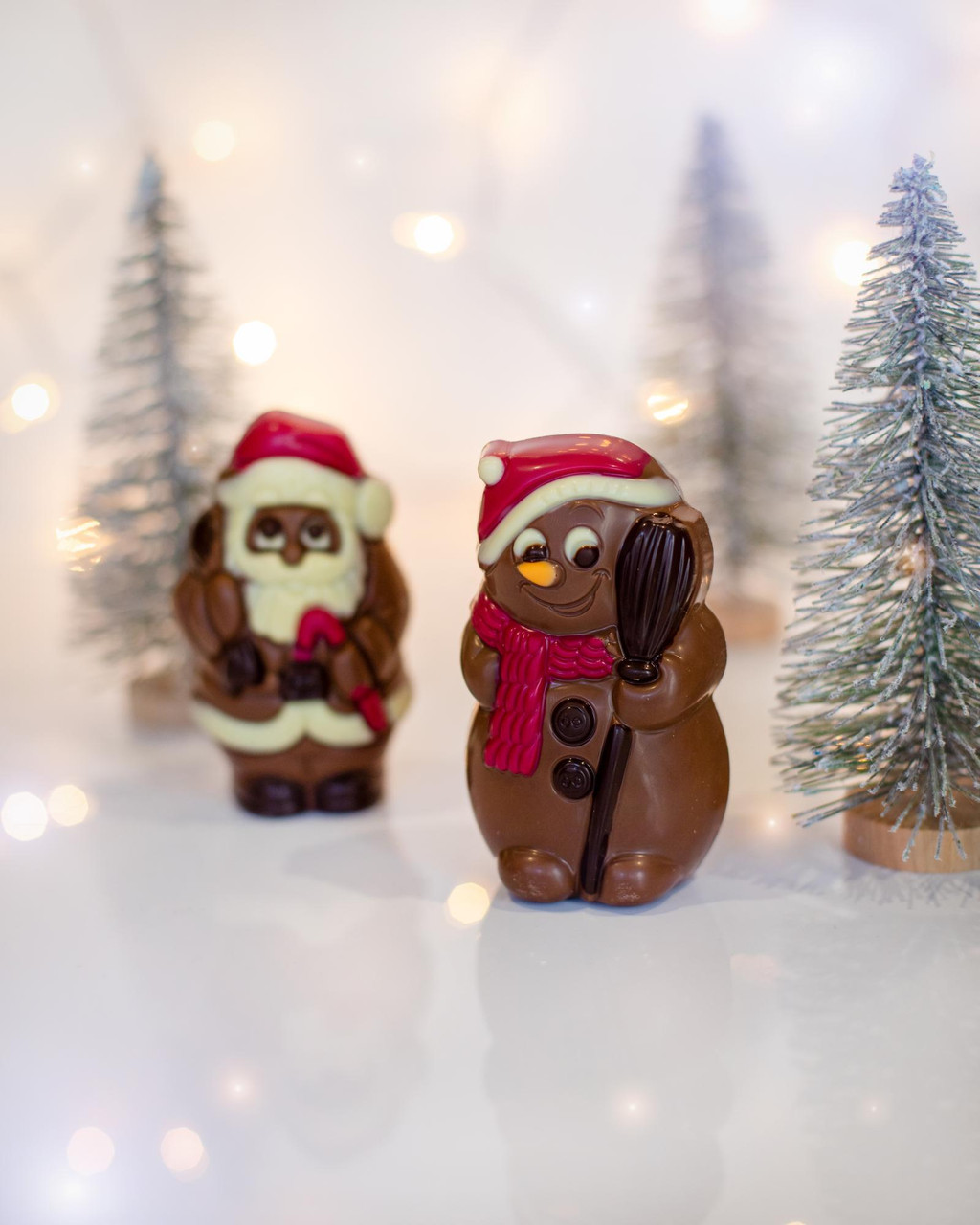 Leo - Milk Chocolate Snowman 55 g [86588SM] - Laura Secord