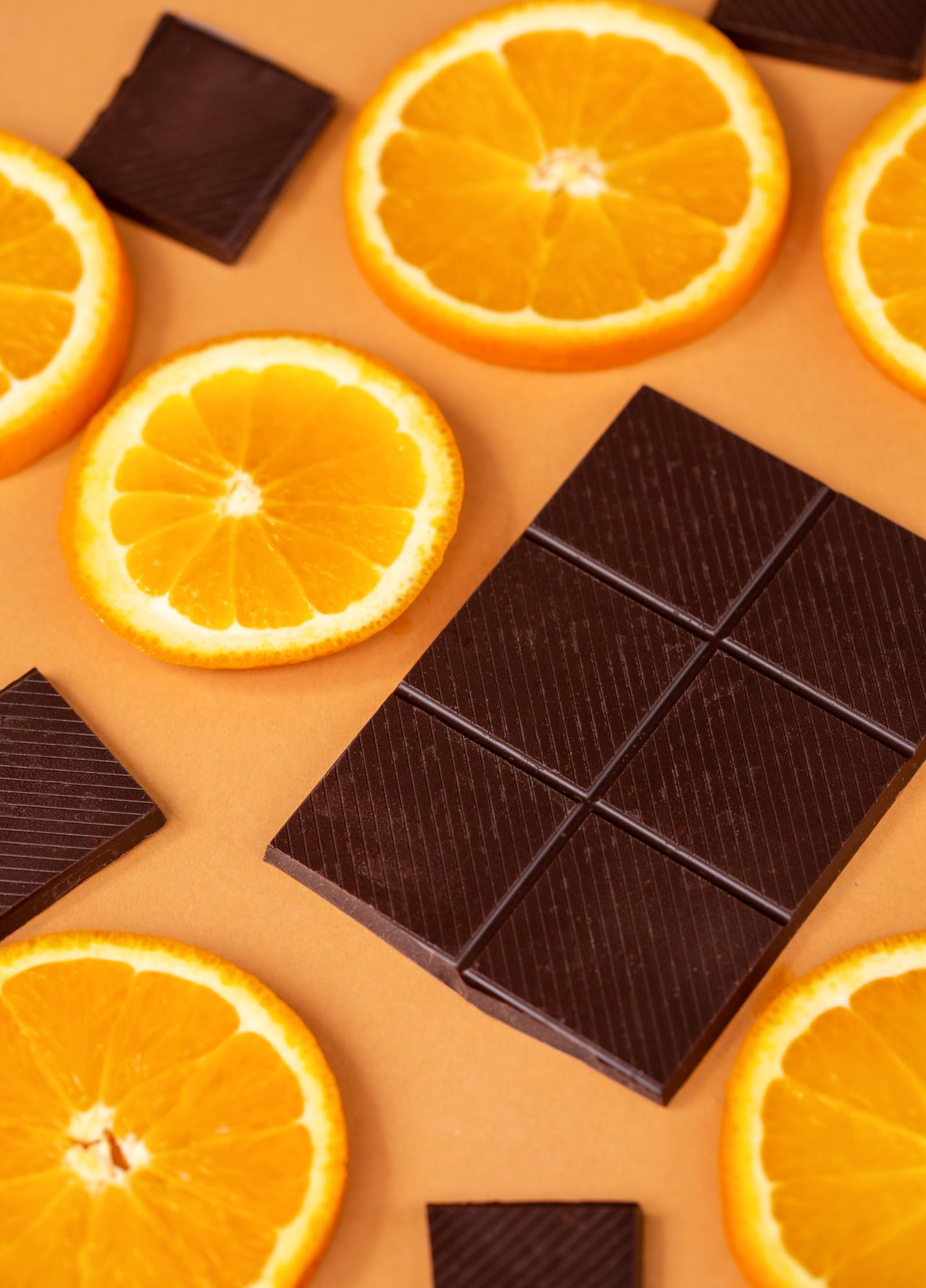 70% Dark Chocolate Orange Bar 100 g [87040]