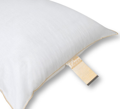 Super Gold Choice Hospitality Pillow, Queen, 29 oz. Fill, 10 per case, Price Per Each