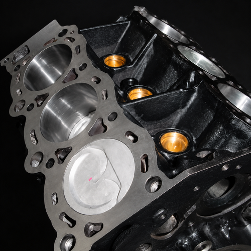 Toyota 3VZ-E 3.0L engine block with precision machined cylinders and rebuilt OEM short block components for 1988-1995 Toyota Pickup and 4Runner.