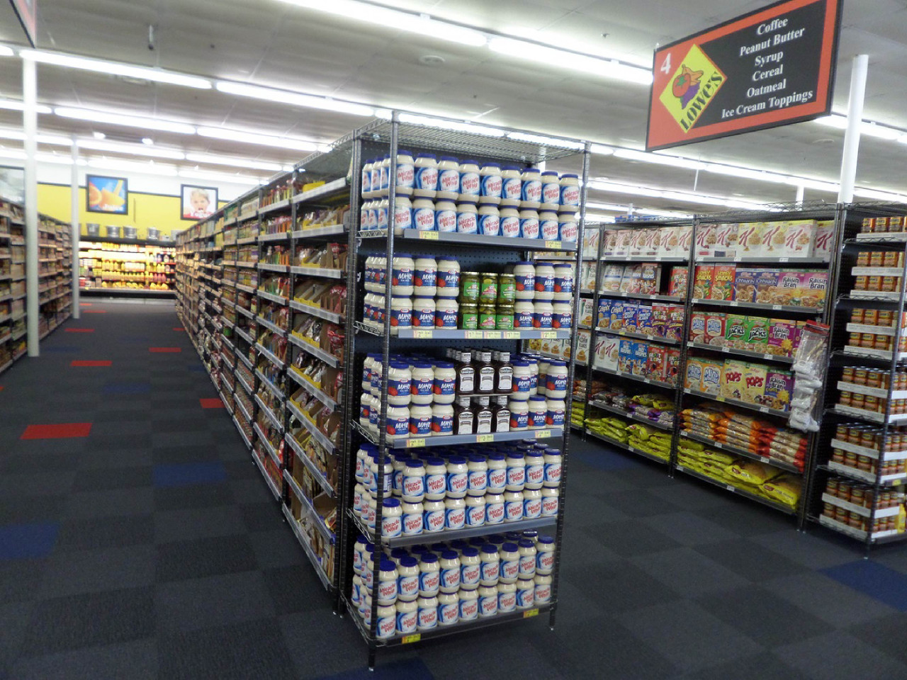 grocery shelving endcap 