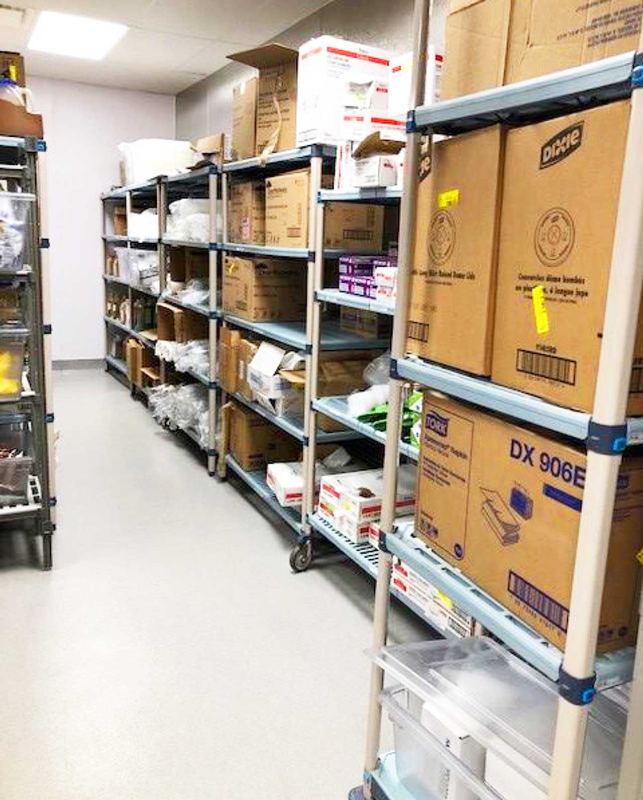 MetroMax Cooler shelving