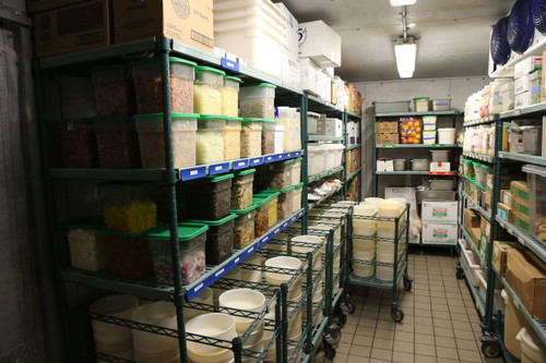 Improve your Tote Storage by Investing in Plastic Shelving