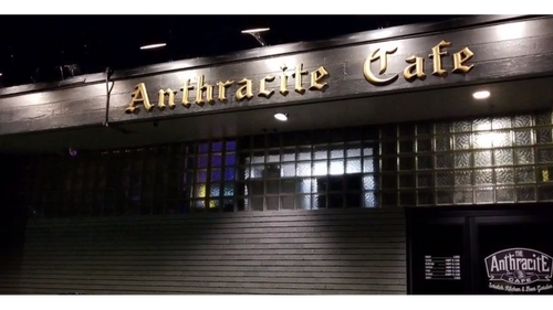 The Anthracite Café: A Metro Story 