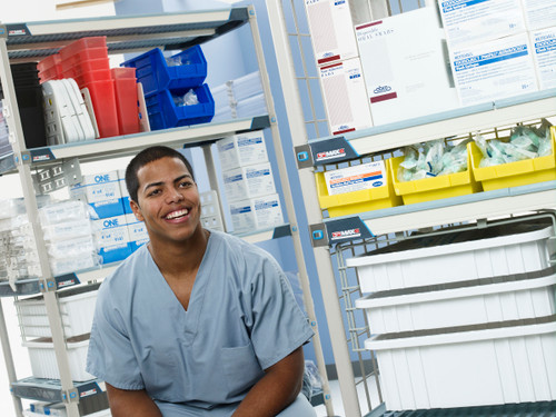 Wire vs. Plastic Shelving in the Healthcare Industry Wire vs. Plastic Shelving in the Healthcare Industry