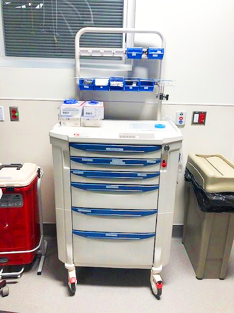 operating-room-shelves-1