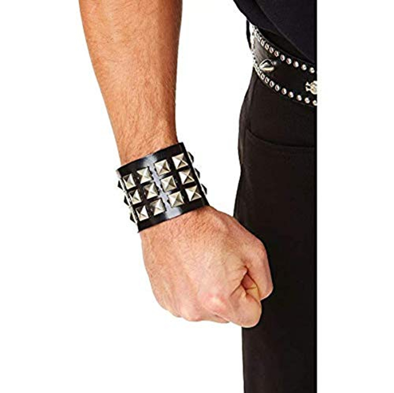 How to Wear Men's Bracelets Like a Style God - Oliver Cabell