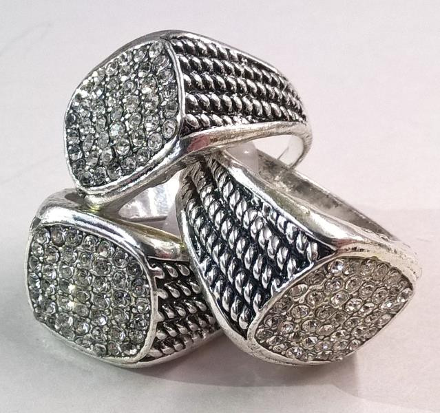 Chunky Gem Pimp Ring Silver | 70s | Costume Pieces and Kits - The ...