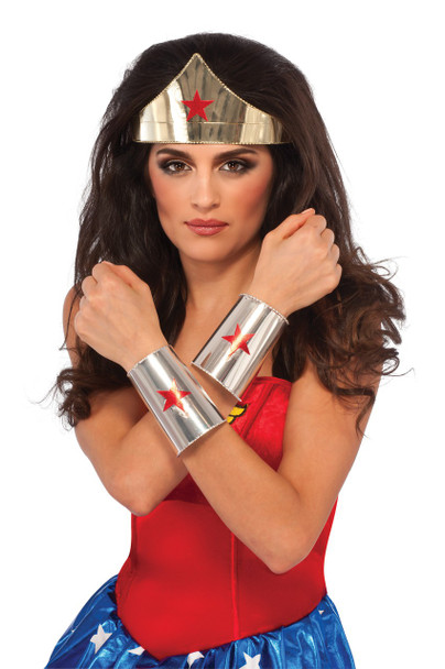Wonder Woman Deluxe Tiara and Cuffs Set