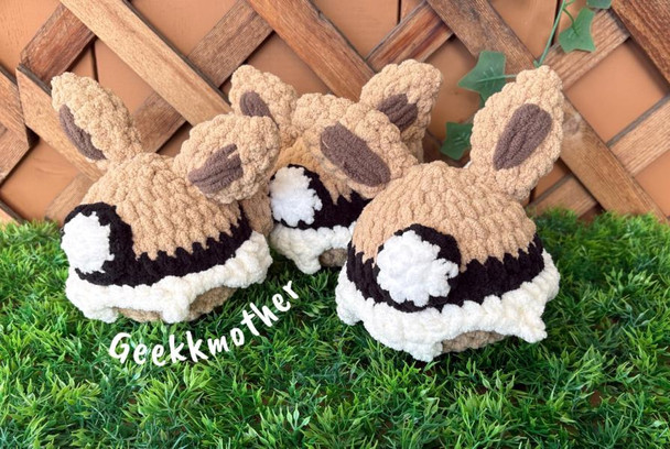 Crochet Eevee Pokeball | Geekkmother Crochet Creations