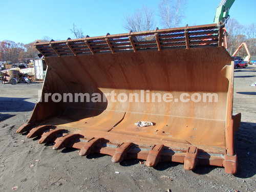 Cat 992 Spade Nose Rock Bucket