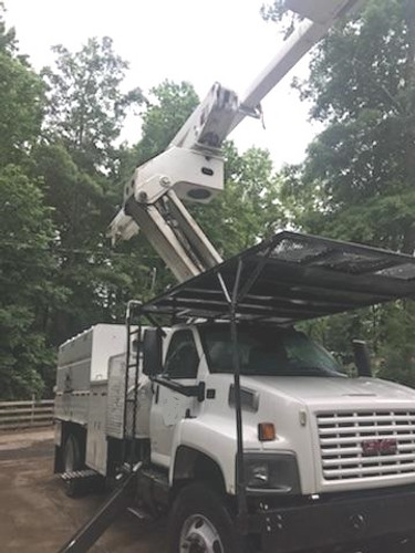 2004 C8500 GMC Bucket Truck with High Ranger 75ft Forestry 11ft Southco Dump Chip Box
