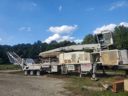 Used 2005 HOGZILLA HTC1462L Monster 14ft Tub Grinder for sale Used 2005 HOGZILLA HTC1462L Monster 14ft Tub Grinder for sale