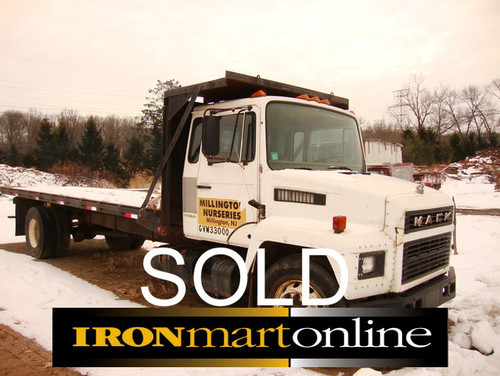 Mack Mid Liner CS200P