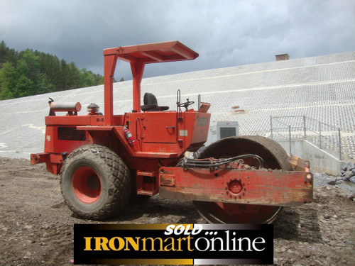 Hamm 2411 84" Roller, in very good condition.