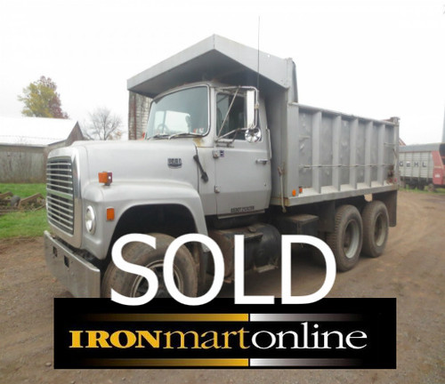 1979 Ford F-9000 Tandem Dump