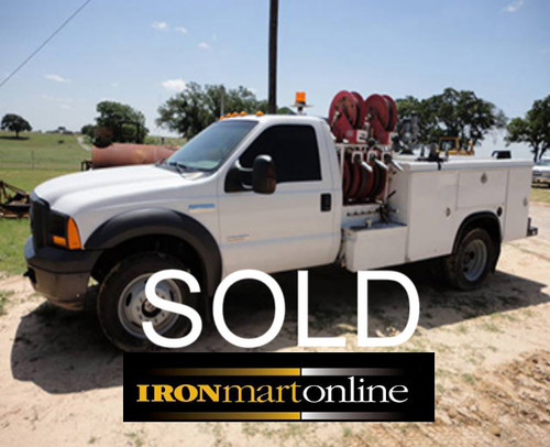 Ford F550 Fuel/Lube/Mechanics Truck used for sale