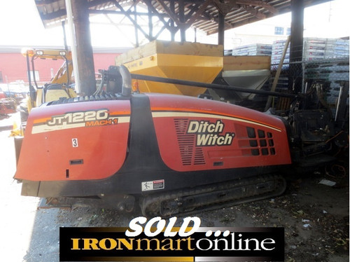 Ditch Witch JT 1220 Mach 1 Horizontal Directional Drill, in very good condition.
