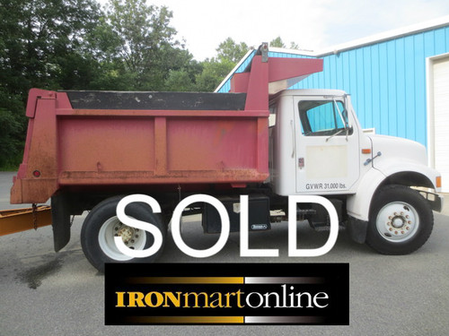 1990 International 4900 Single Axle Dump