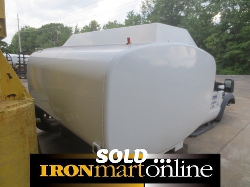 Curry Supply 2000 Gallon Super Lube Tank, in very good condition.