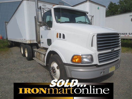2000 Sterling A9500 Tandem Axle Tractor, in very good condition.