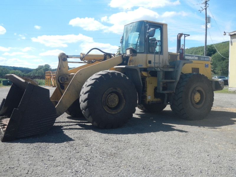 Komatsu WA450 wheel loader