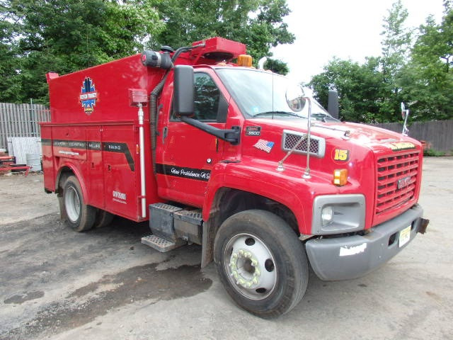 2005 GMC C6500 Utility Truck