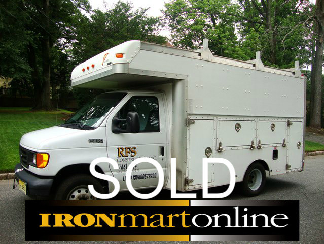 2004 Utilimaster Box E350 Super Duty