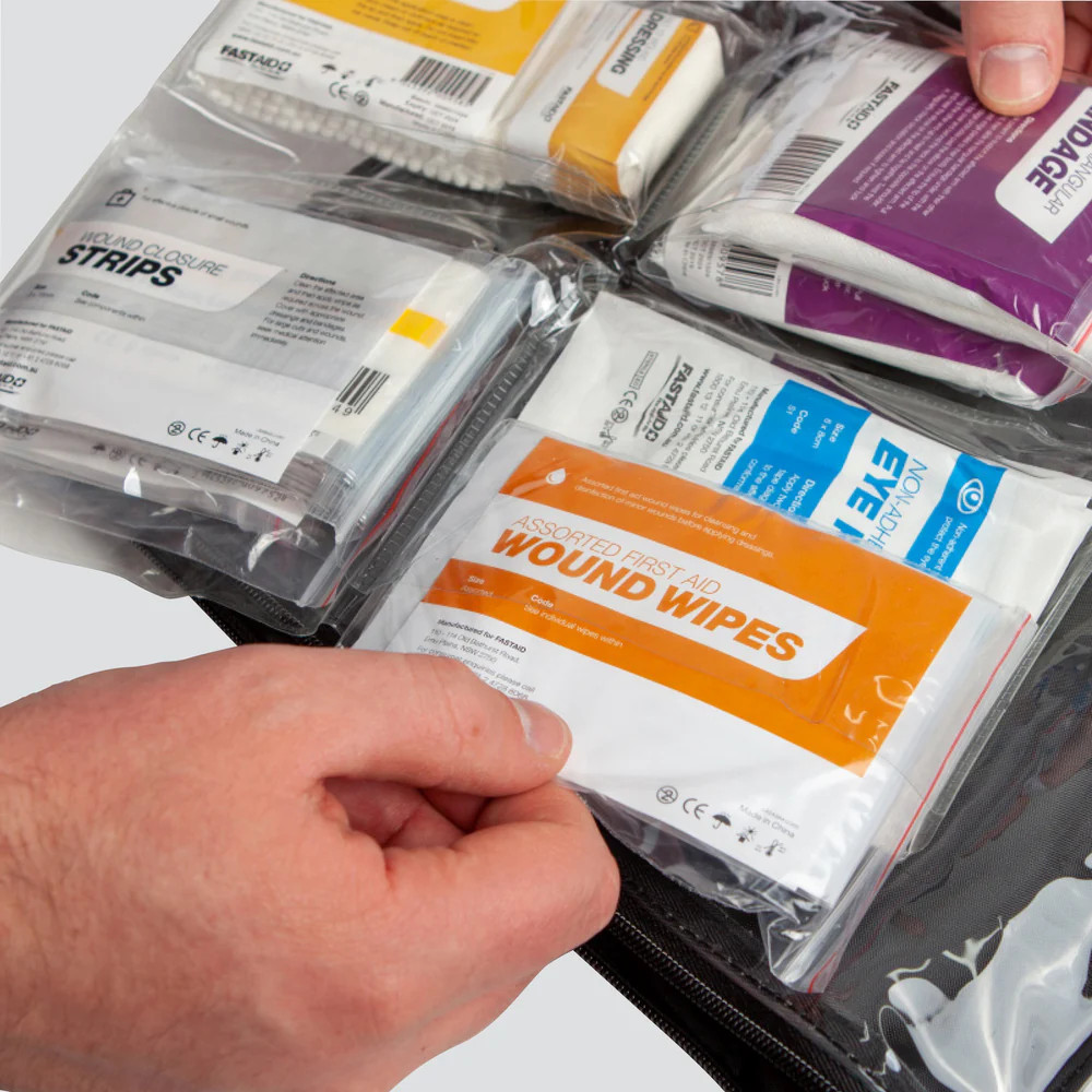 FastAid R2 Constructa Max Soft Pack First Aid Kit