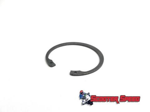 Vespa Crankshaft Bearing Circlip Piaggio (V6I-66620000)