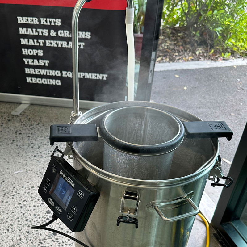 Breakin’ the Law! Breakin’ the Law!