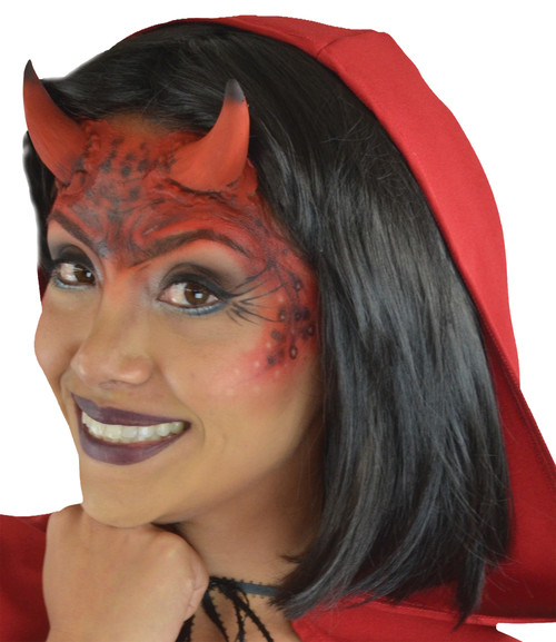 SHE DEVIL DELUXE FX MAKEUP KIT