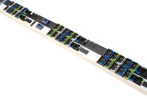Chatsworth Metered Econnect PDU; Black; Vertical; - E1-2128-C