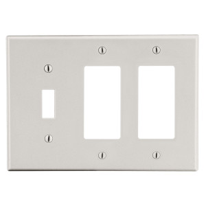 Hubbell P1262LA 3-Gang Toggle/Decorator Wallplate