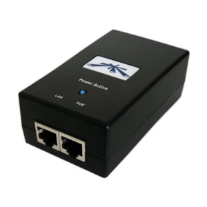 Ubiquiti POE-15-12W 15 volt DC power adapter specifications and port closeup