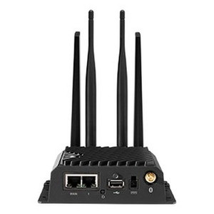 Cradlepoint TCA5-0920-C7B-GM R920 Wireless Router