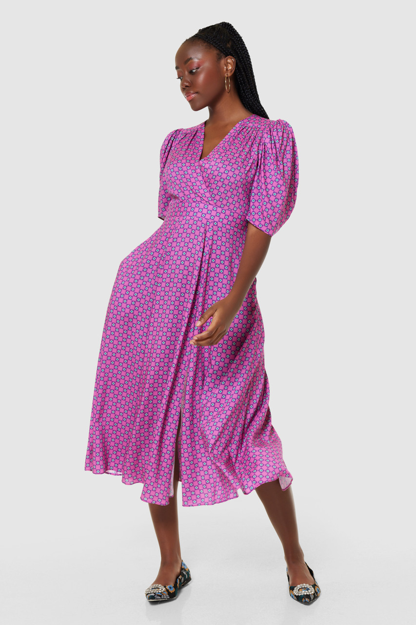 Elevate Your Look with the Closet London Pink Full Skirt Wrap Dress ...