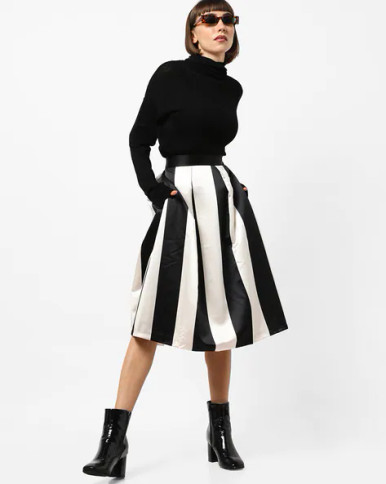 Closet London| Curves Black & White Pleated Skirt