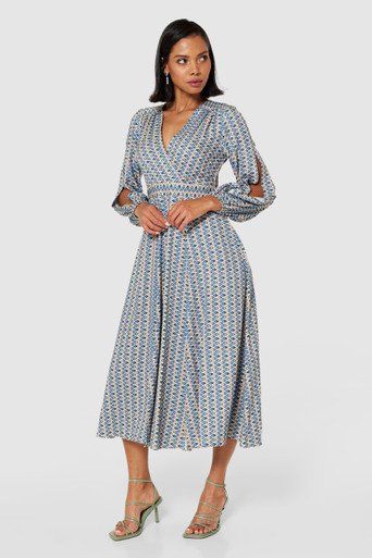 Navy Allure: Closet London Navy Wrap Midi Dress