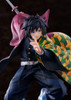 PREORDINE+ 09/2024 Demon Slayer: Kimetsu no Yaiba Statue 1/8 Giyu Tomioka 27 cm