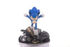 PREORDINE 03/2025 Sonic the Hedgehog 2 Statue Sonic Standoff 26 cm (PREORDINE NON CANCELLABILE)