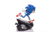 PREORDINE 03/2025 Sonic the Hedgehog 2 Statue Sonic Standoff 26 cm (PREORDINE NON CANCELLABILE)